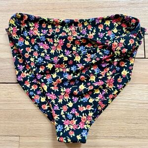 SKATIE June bottoms in Nirvana